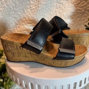 Vionic Black and Tan Cork Wedge Sandals